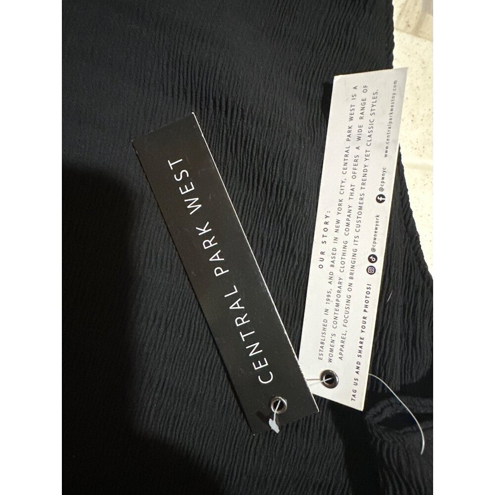 REVOLVE Central Park West Jane Halter Top in Black Size Small NWT - Picture 2 of 5